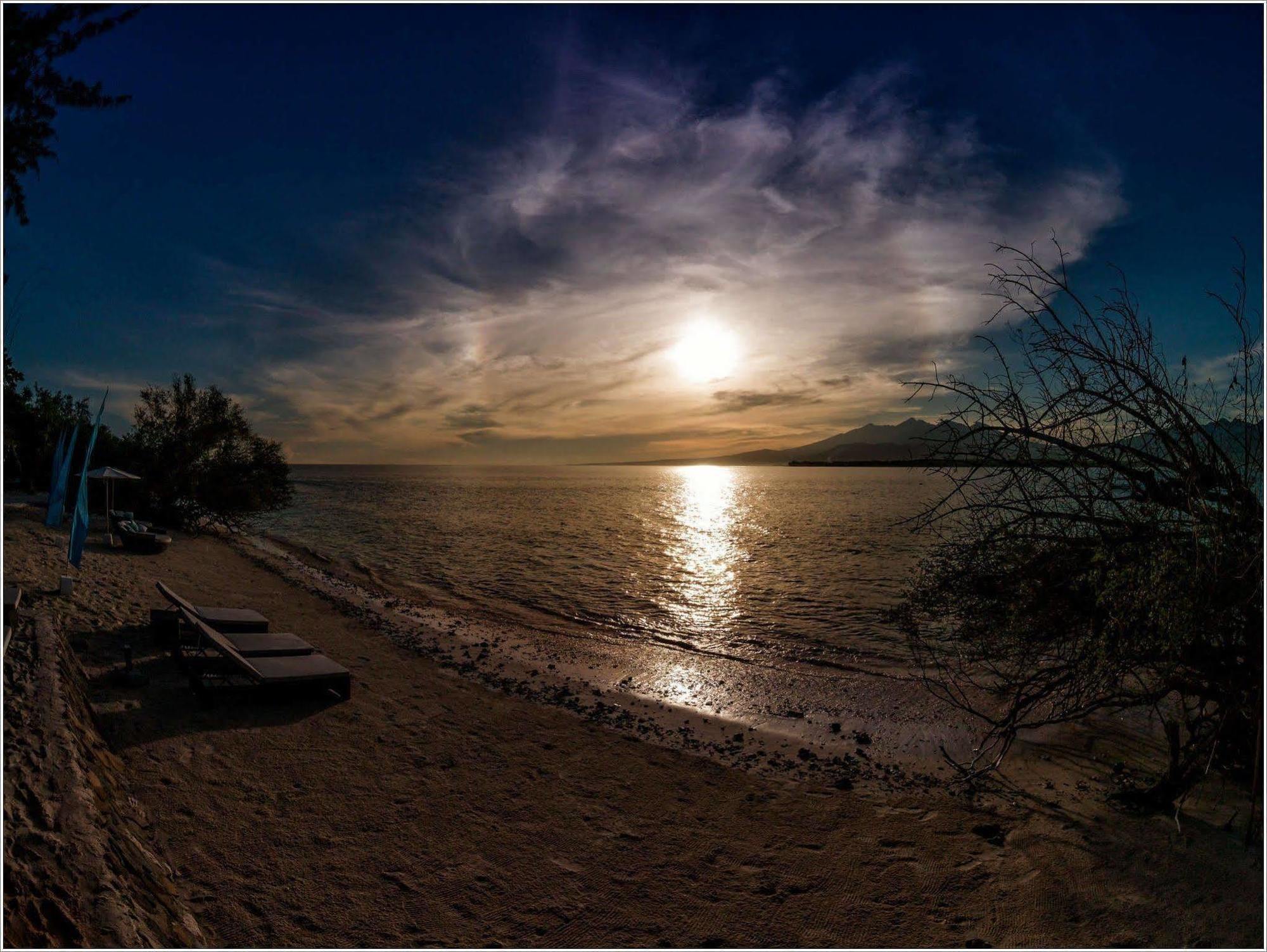 Karma Reef Otel Gili Trawangan Dış mekan fotoğraf